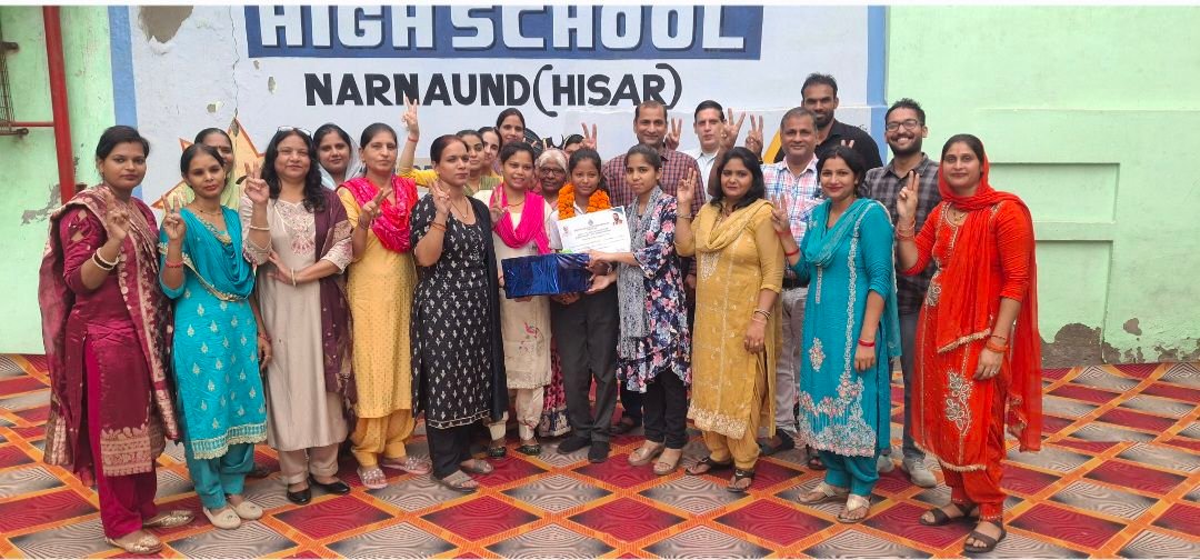 भाषण प्रतियोगिता में प्रदेश में नवयुग स्कूल की छात्रा तृषा ने पाया चौथा स्थान भाषण प्रतियोगिता में प्रदेश में नवयुग स्कूल की छात्रा तृषा ने पाया चौथा स्थान