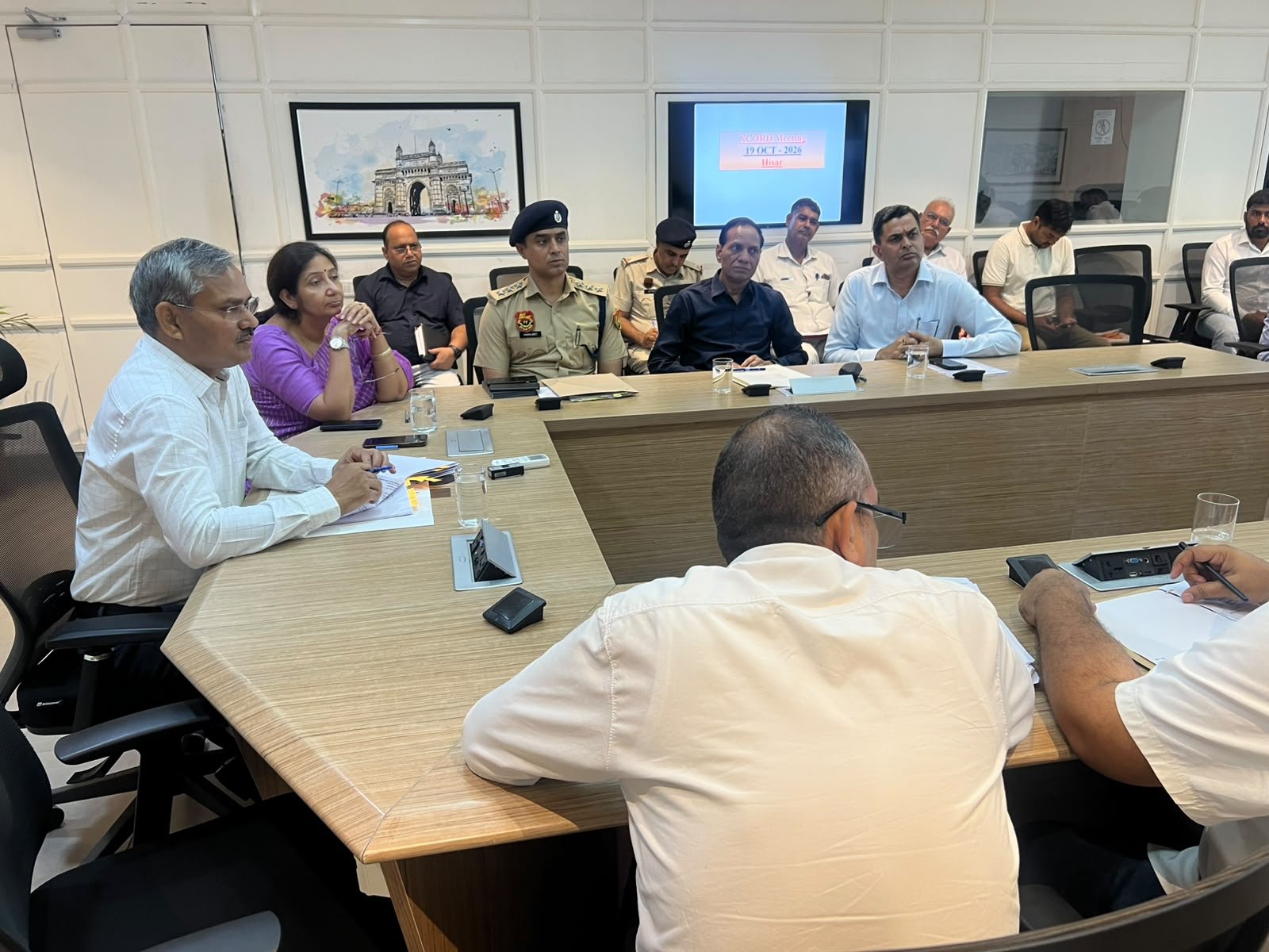 Hisar News Today: हिसार में स्कूल-कॉलेजों के आसपास चलेगा विशेष चेकिंग अभियान के निर्देश