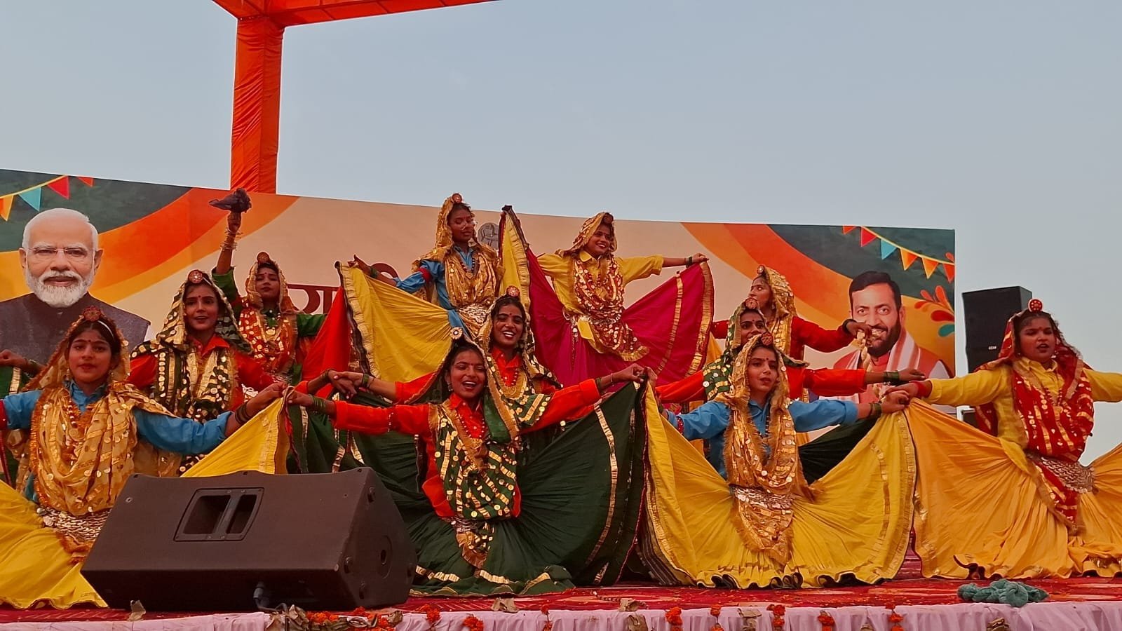 Haryana News: राखीगढ़ी महोत्सव में बरवाला और जुलाना क्षेत्र के स्कूली छात्रों ने बांधा समां