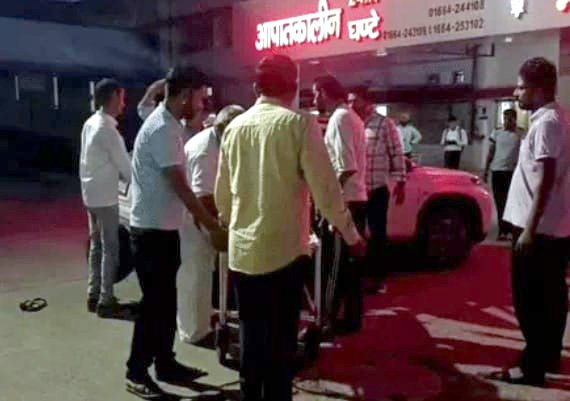 Bhiwani Private Bus Accident: भिवानी में अचानक पलटी सवारियों से भरी बस, ब्रेकर पर हुआ ऐसा क्या कि मच गई चीख-पुकार? 1 भिवानी में सवारियों से भरी बस पलटी