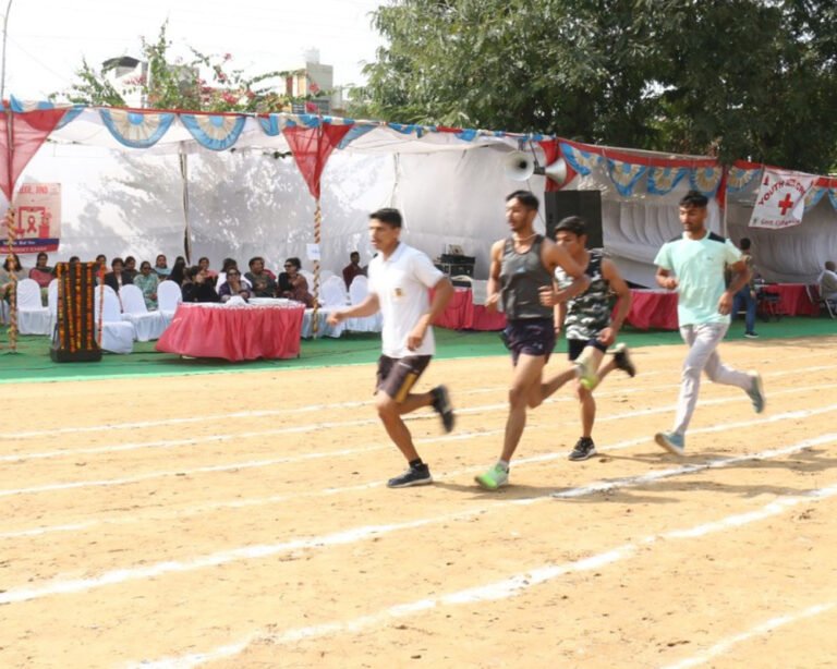 Jind College की 63वीं वार्षिक खेलकूद प्रतियोगिता में आशीष और गरिमा बने सर्वश्रेष्ठ खिलाड़ी।